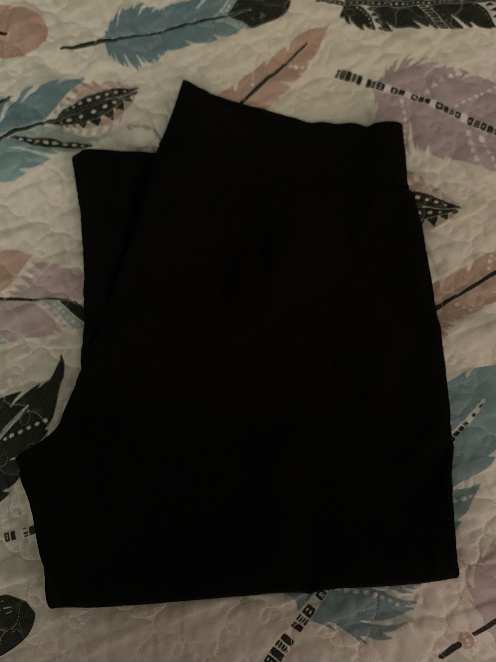 Studio Y Black Dressy Capris
